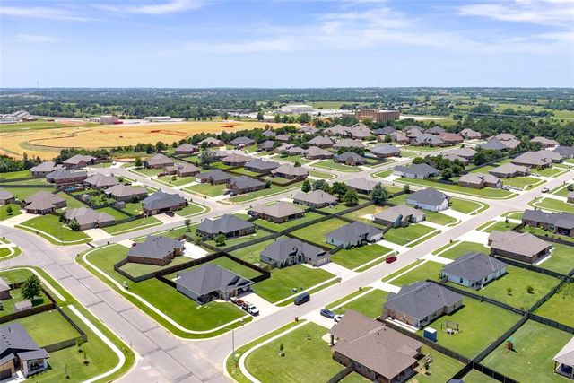 440 Megan Lane, Blanchard, OK 73010