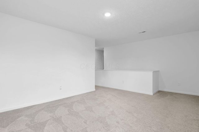 1545 Lewes Castle Drive, Grove City, OH 43123