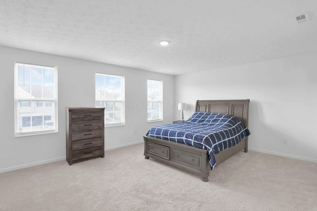 1545 Lewes Castle Drive, Grove City, OH 43123
