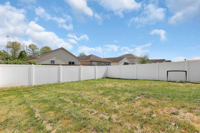 1545 Lewes Castle Drive, Grove City, OH 43123