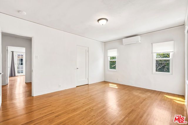 2613 Cloverfield Boulevard, Santa Monica, CA 90405