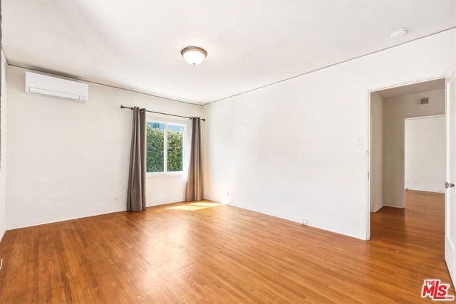 2613 Cloverfield Boulevard, Santa Monica, CA 90405