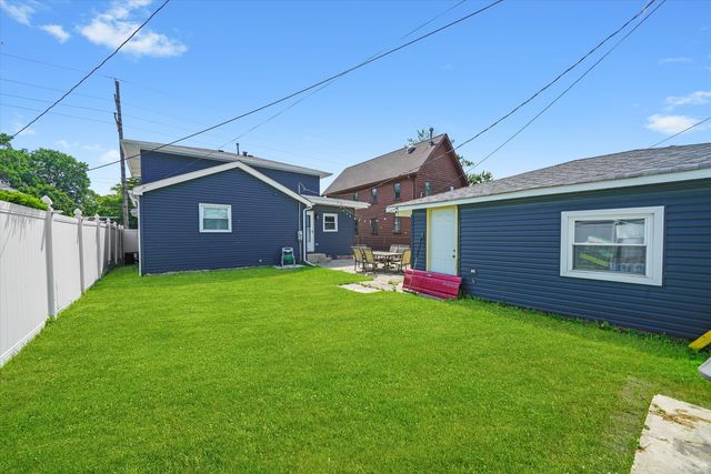 8744 Central Avenue, Oak Lawn, IL 60453