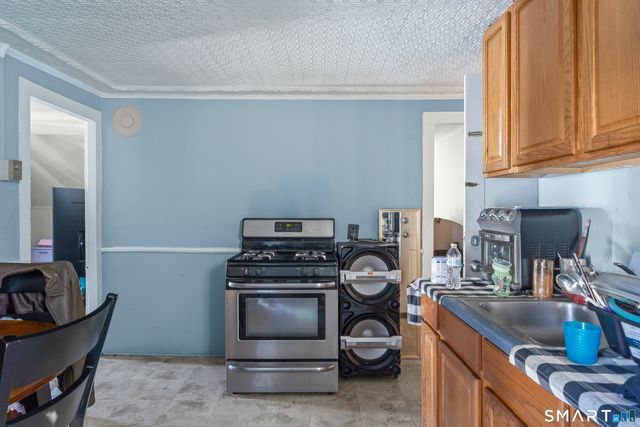 160 Springdale Avenue, Meriden, CT 06451