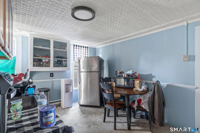 160 Springdale Avenue, Meriden, CT 06451