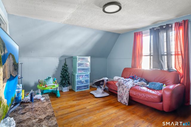 160 Springdale Avenue, Meriden, CT 06451