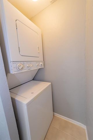 11913 CONGRESSIONAL DRIVE 11913, Tampa, FL 33626