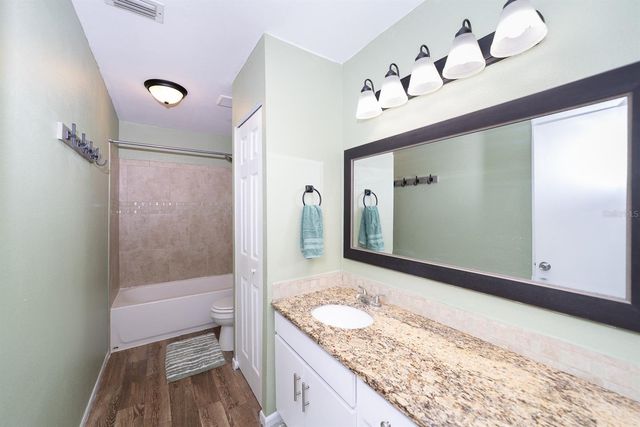 11913 CONGRESSIONAL DRIVE 11913, Tampa, FL 33626