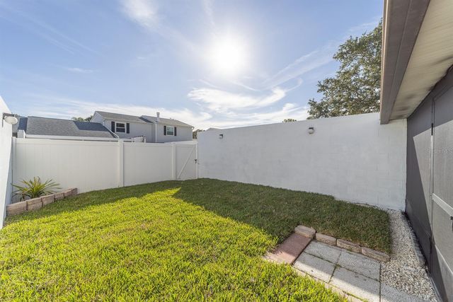 11913 CONGRESSIONAL DRIVE 11913, Tampa, FL 33626