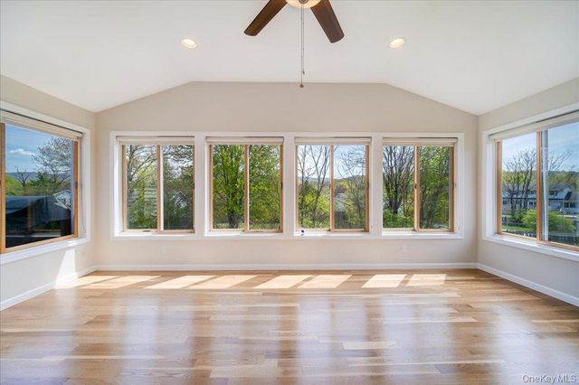 84 Guernsey Drive, New Windsor, NY 12553