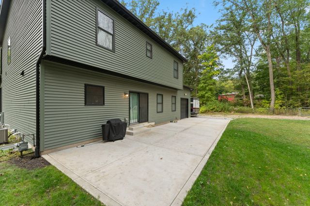 17233 Tapper Street, Lowell, IN 46356