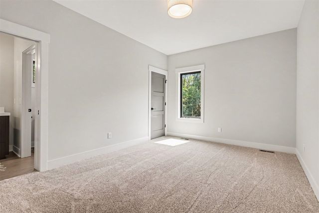 10621 Sun-Da-Go Drive, Middleville, MI 49333