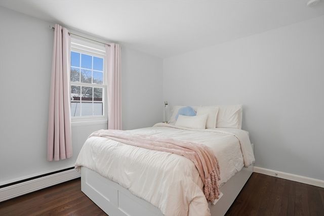 17 Pine Haven Cir, Rockland, MA 02370