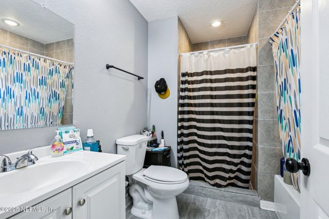 7916 DEKLE Avenue, Jacksonville, FL 32219
