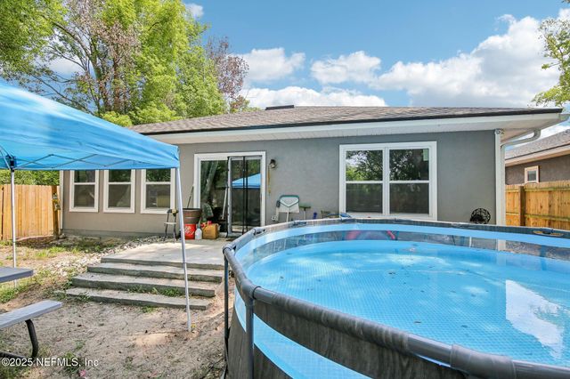 7916 DEKLE Avenue, Jacksonville, FL 32219