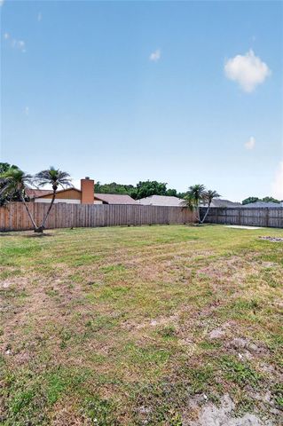 1510 KESTREL WAY, Brandon, FL 33511