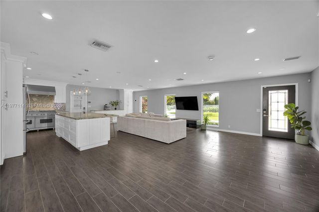 24401 SW 123rd Ave, Homestead, FL 33032