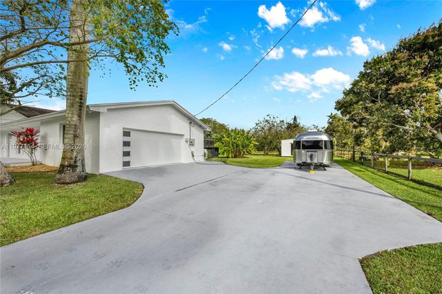 24401 SW 123rd Ave, Homestead, FL 33032