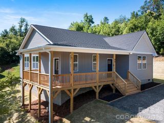 80 S Vineyard Village Drive, Old Fort, NC 28762