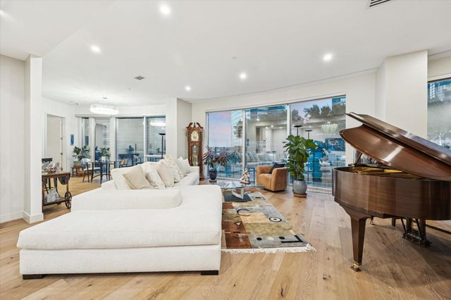 1600 Post Oak Boulevard 802, Houston, TX 77056