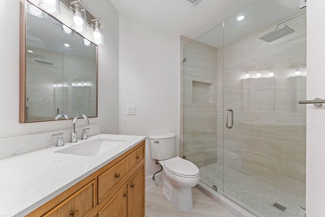 4270 Hazel Avenue B, Palm Beach Gardens, FL 33410