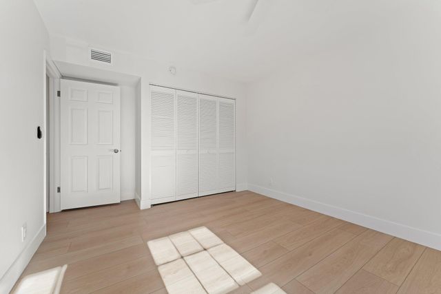 4270 Hazel Avenue B, Palm Beach Gardens, FL 33410