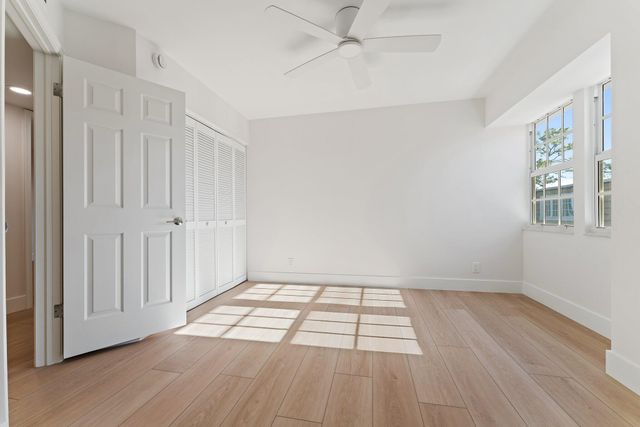 4270 Hazel Avenue B, Palm Beach Gardens, FL 33410