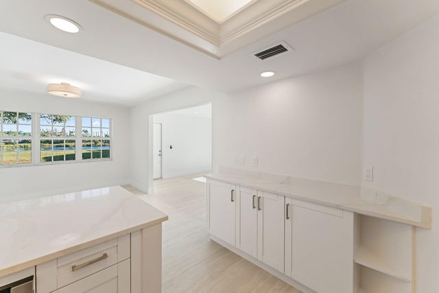 4270 Hazel Avenue B, Palm Beach Gardens, FL 33410