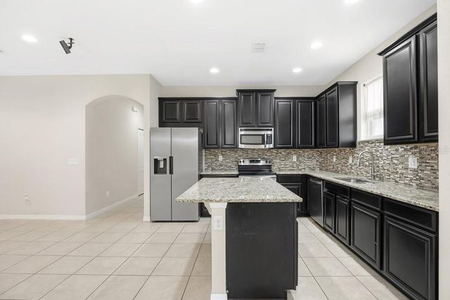 680 PREAKNESS CIR, Deland, FL 32724