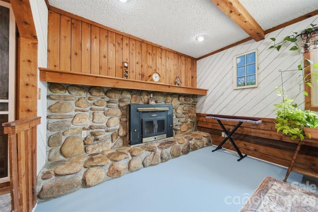 608 Hoyle Street, Lincolnton, NC 28092