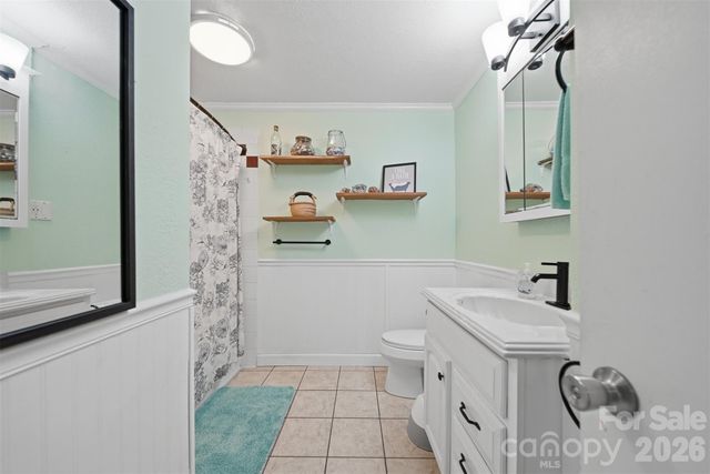 608 Hoyle Street, Lincolnton, NC 28092