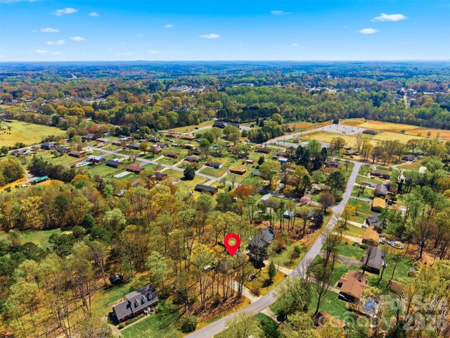 608 Hoyle Street, Lincolnton, NC 28092