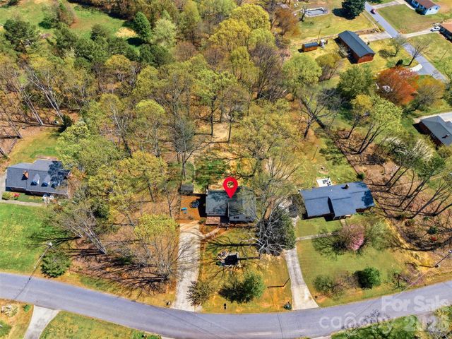 608 Hoyle Street, Lincolnton, NC 28092