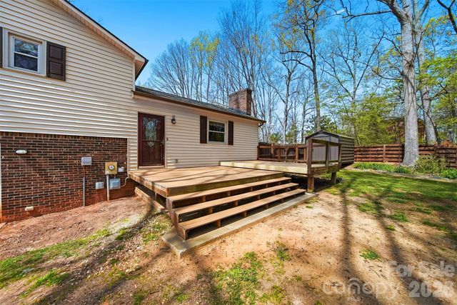 608 Hoyle Street, Lincolnton, NC 28092