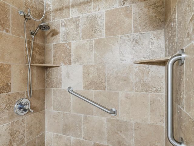 1008 Green Ridge Terrace, Saginaw, TX 76179