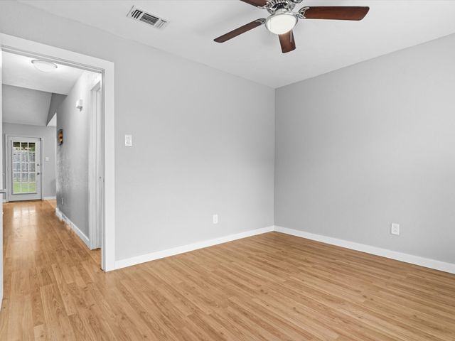 1008 Green Ridge Terrace, Saginaw, TX 76179