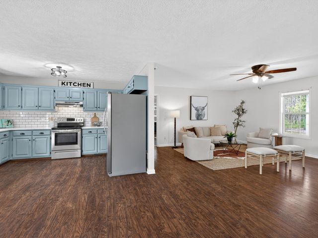 1401 Hobby Ln, Lewisburg, TN 37091