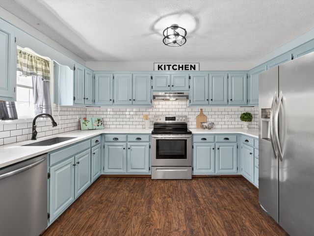 1401 Hobby Ln, Lewisburg, TN 37091