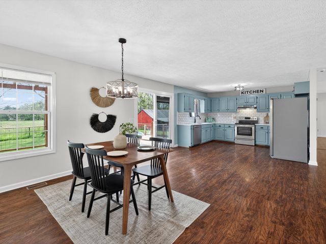 1401 Hobby Ln, Lewisburg, TN 37091