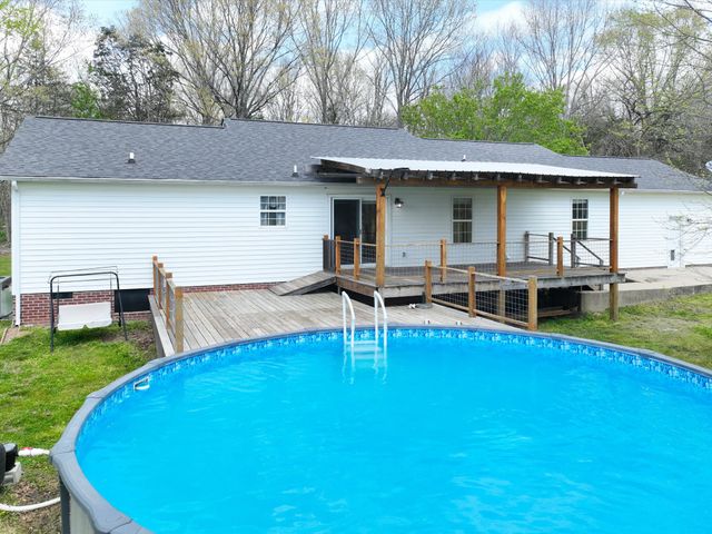 1401 Hobby Ln, Lewisburg, TN 37091