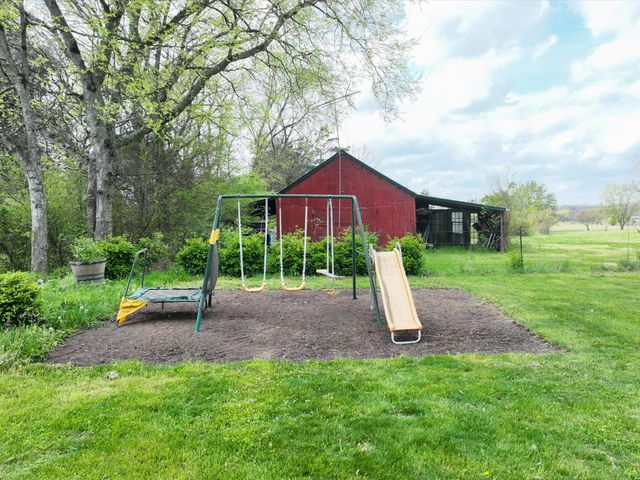 1401 Hobby Ln, Lewisburg, TN 37091