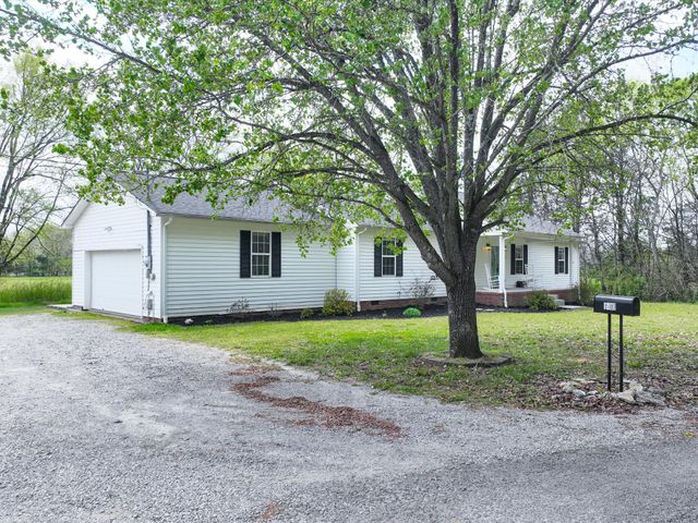 1401 Hobby Ln, Lewisburg, TN 37091