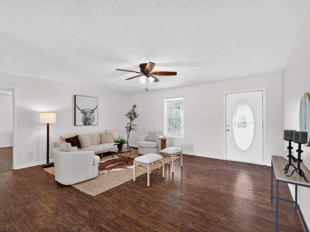 1401 Hobby Ln, Lewisburg, TN 37091