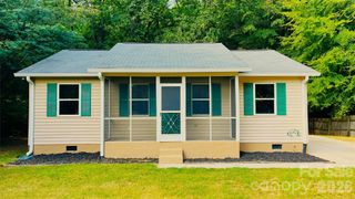 828 Cornelius Road, Mooresville, NC 28117