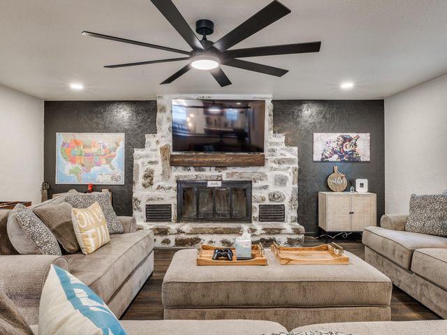 11 Port Duncan Boulevard, Afton, OK 74331