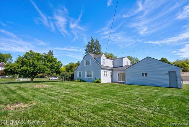 1914 E 2nd Street, Flint, MI 48503