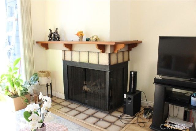 25613 Pine Creek, Wilmington (los Angeles), CA 90744