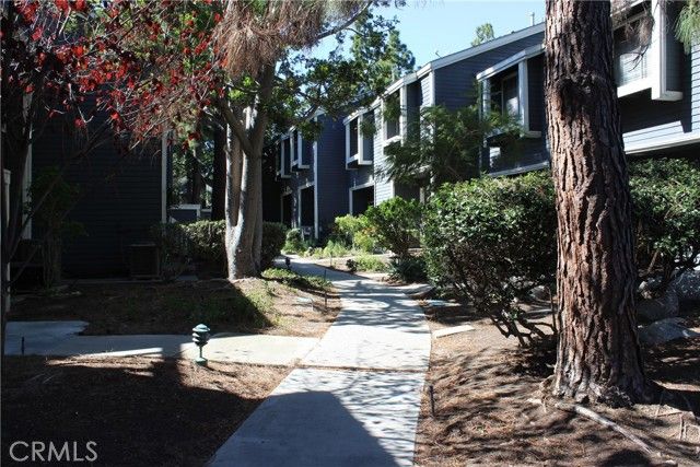 25613 Pine Creek, Wilmington (los Angeles), CA 90744