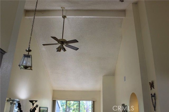 25613 Pine Creek, Wilmington (los Angeles), CA 90744