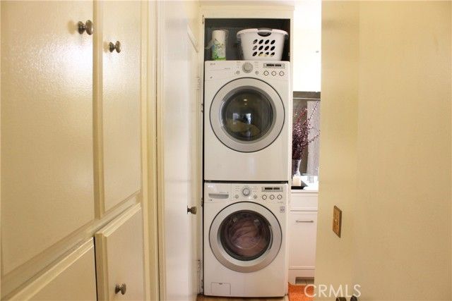 25613 Pine Creek, Wilmington (los Angeles), CA 90744